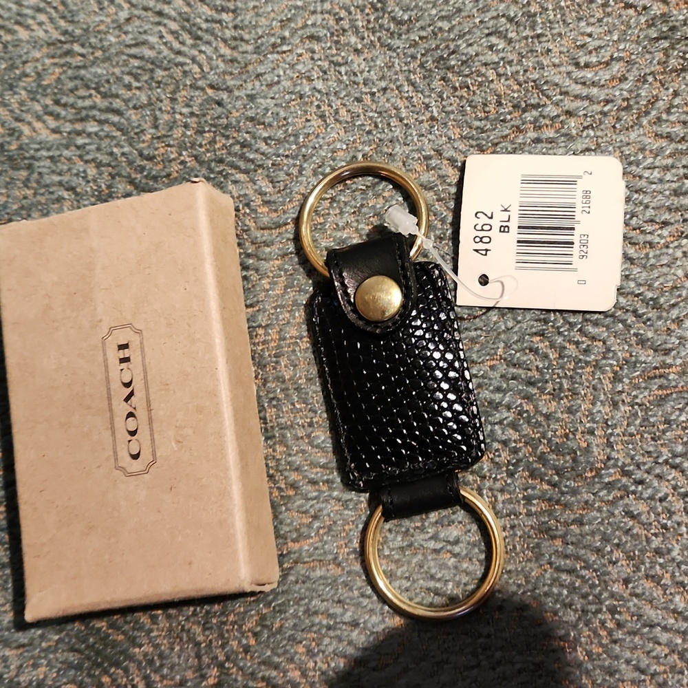 Coach lizard keyfob